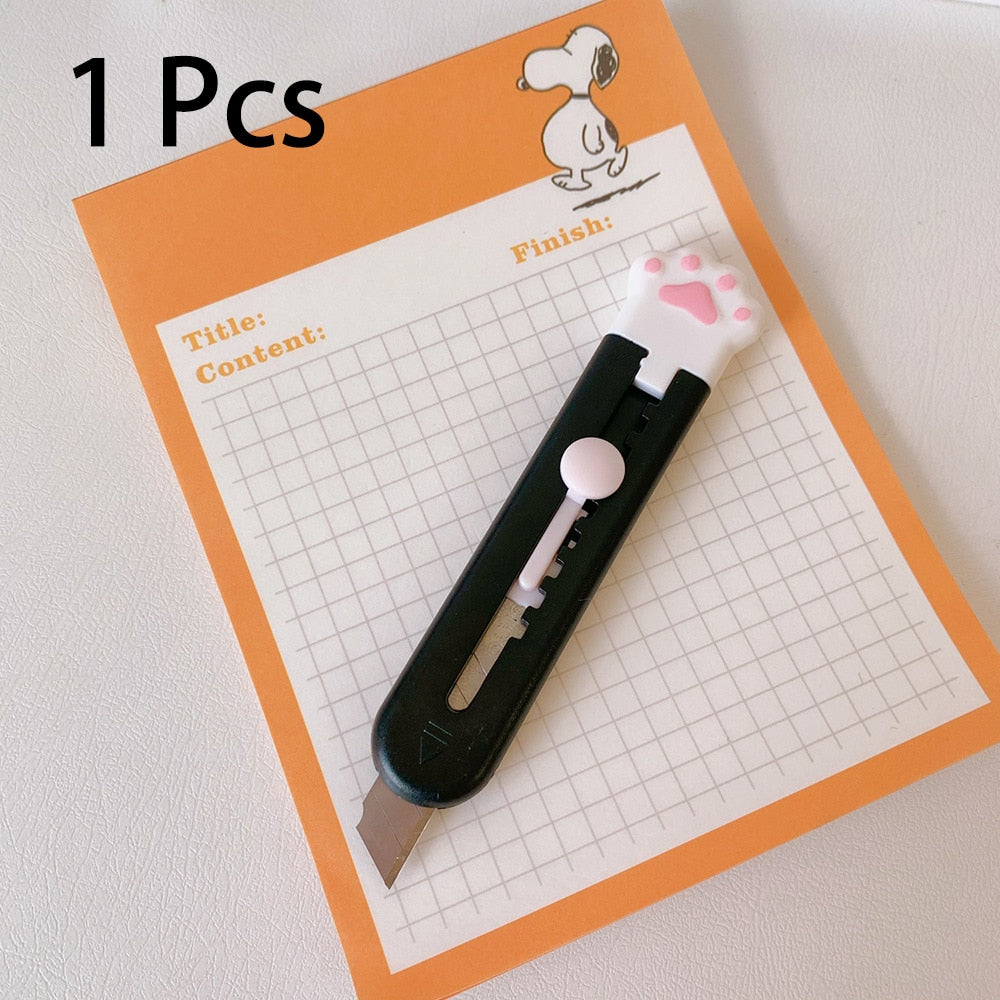 Lovely Cat Paw paper cutter