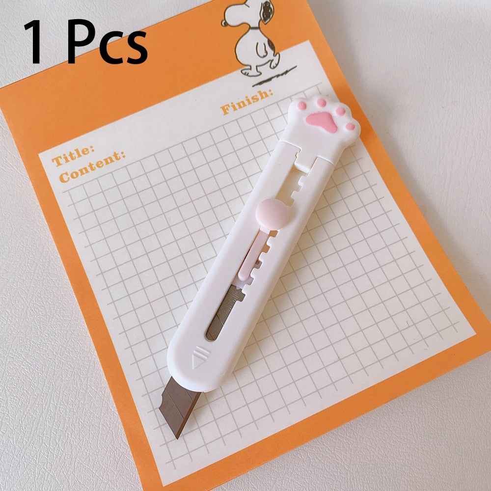 Lovely Cat Paw paper cutter